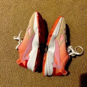 Women’s Adidas Falcon